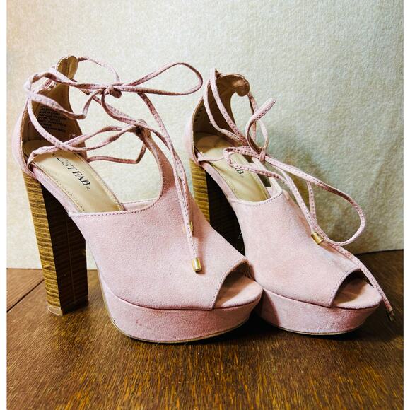 JustFab Nylia Blush Faux Suede T-Strap Lace-Up Gladiator Peep Toe Heels 5.5 - Picture 8 of 9